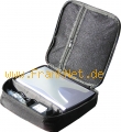 Produktinformation:
- Ideal zum Schutz und Transport Ihres USB Brenners 
- In diese Tasche passen die g�nigen 5,25 er USB Geh�use mit Netzteil und Kabel.
- ( siehe Bild.) Sie hat einen Reisverschu� der um drei Seiten geht.
