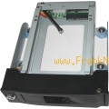 Festplatten Wechseltahmen f�r SATA Festplatten
zum direkten reinschieben der Platte.
!!! Mit Schwingungsd�mpfer !!!   